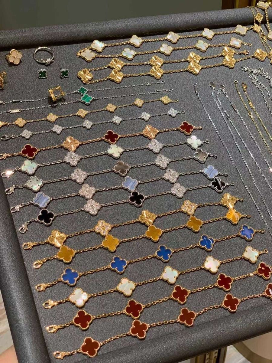 Van-cleef inspired bracelet
