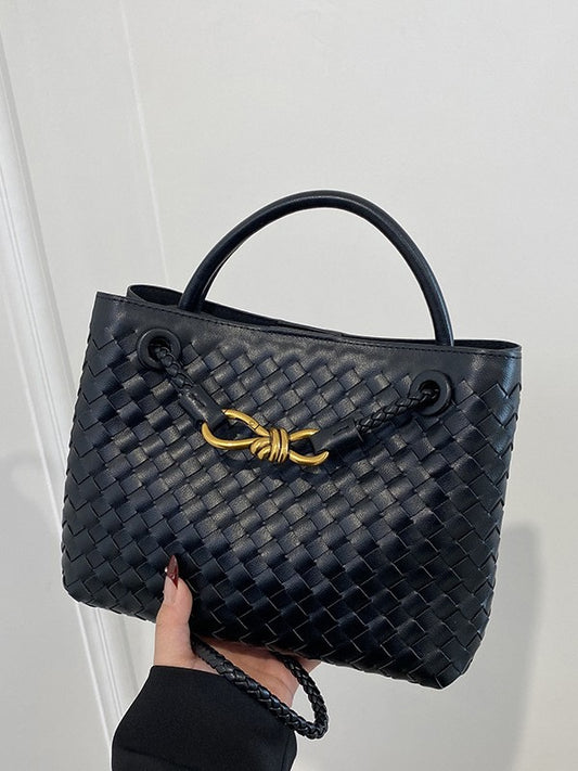 Knot theory tote