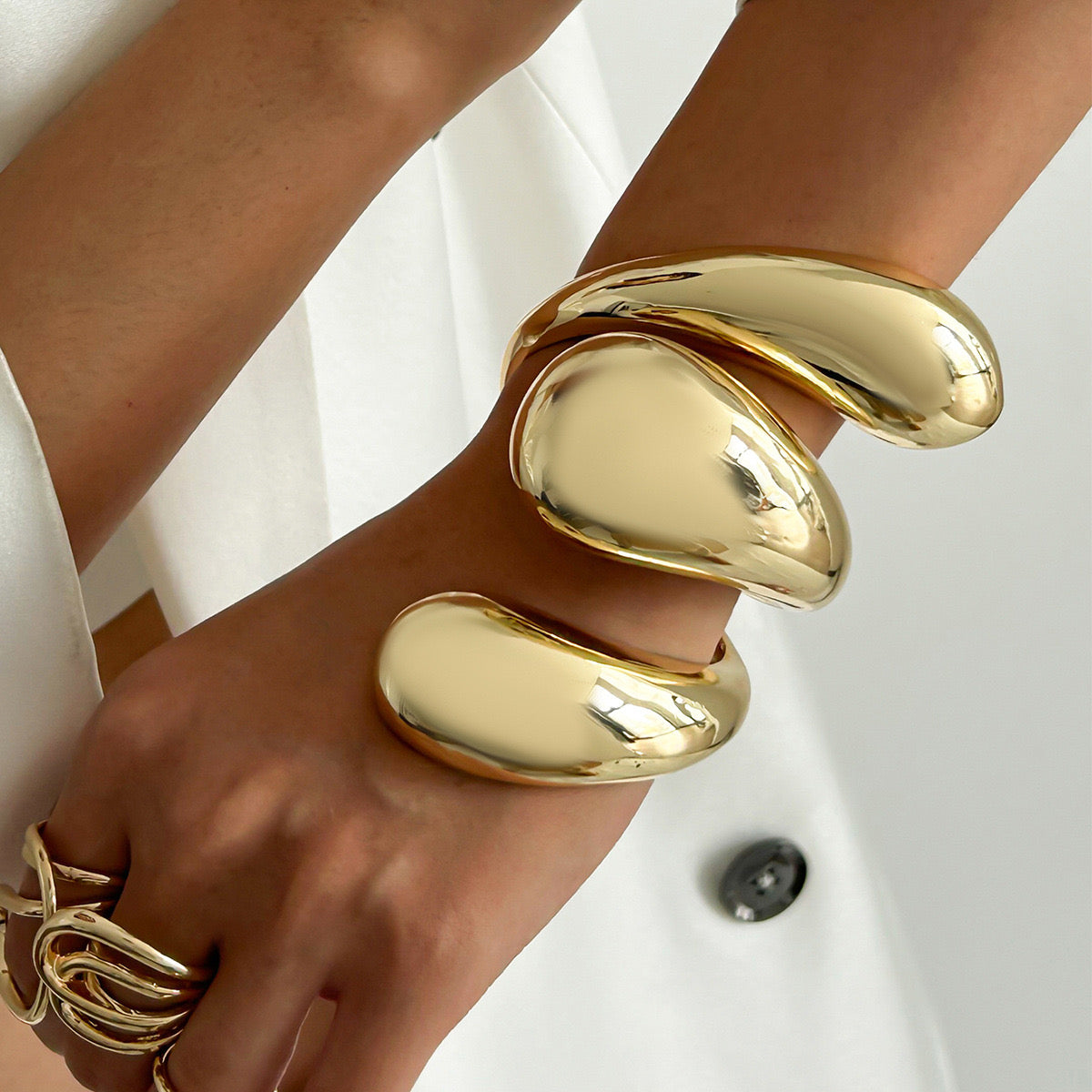 Molten melt cuff