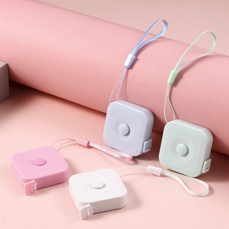 Cute retractable taperule