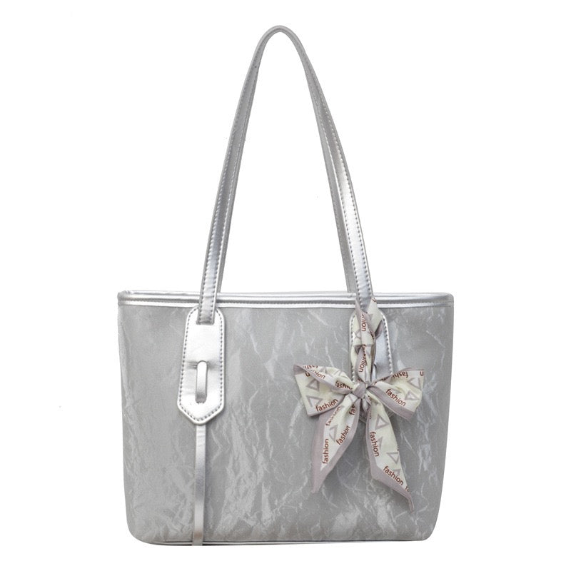 Core Carry Tote