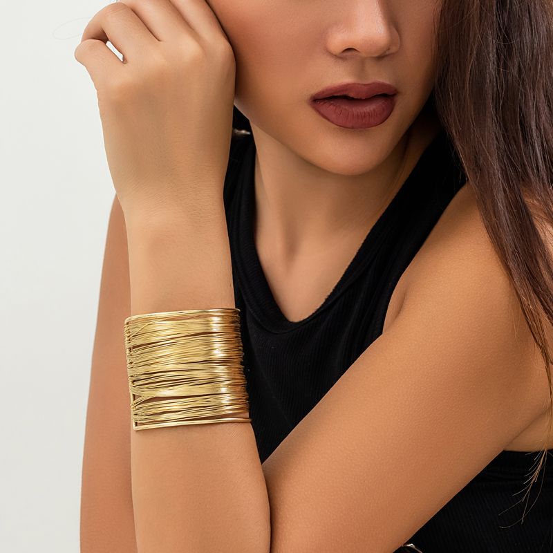 Wide Wire bracelet