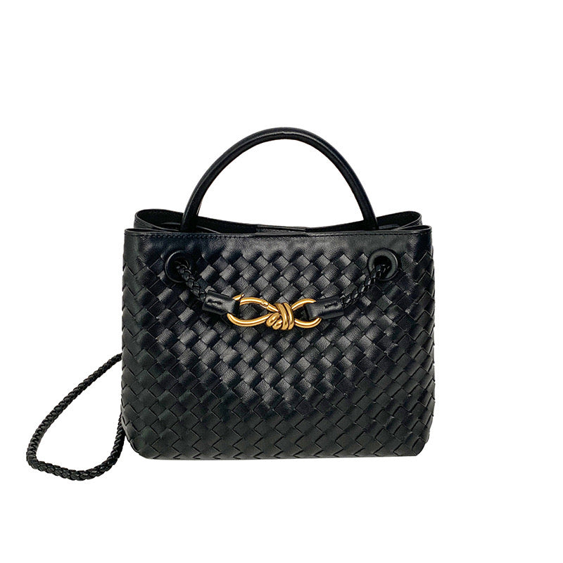 Knot theory tote