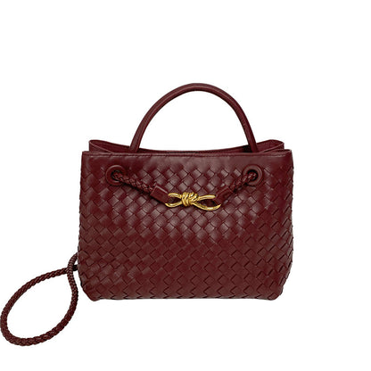 Knot theory tote