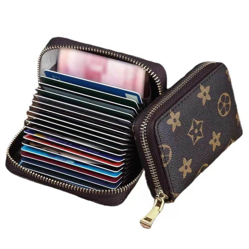 Card holder