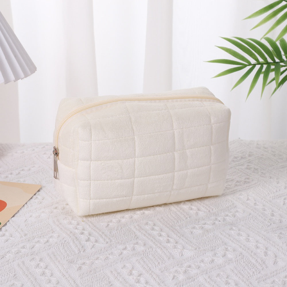 Cloud vanity purse