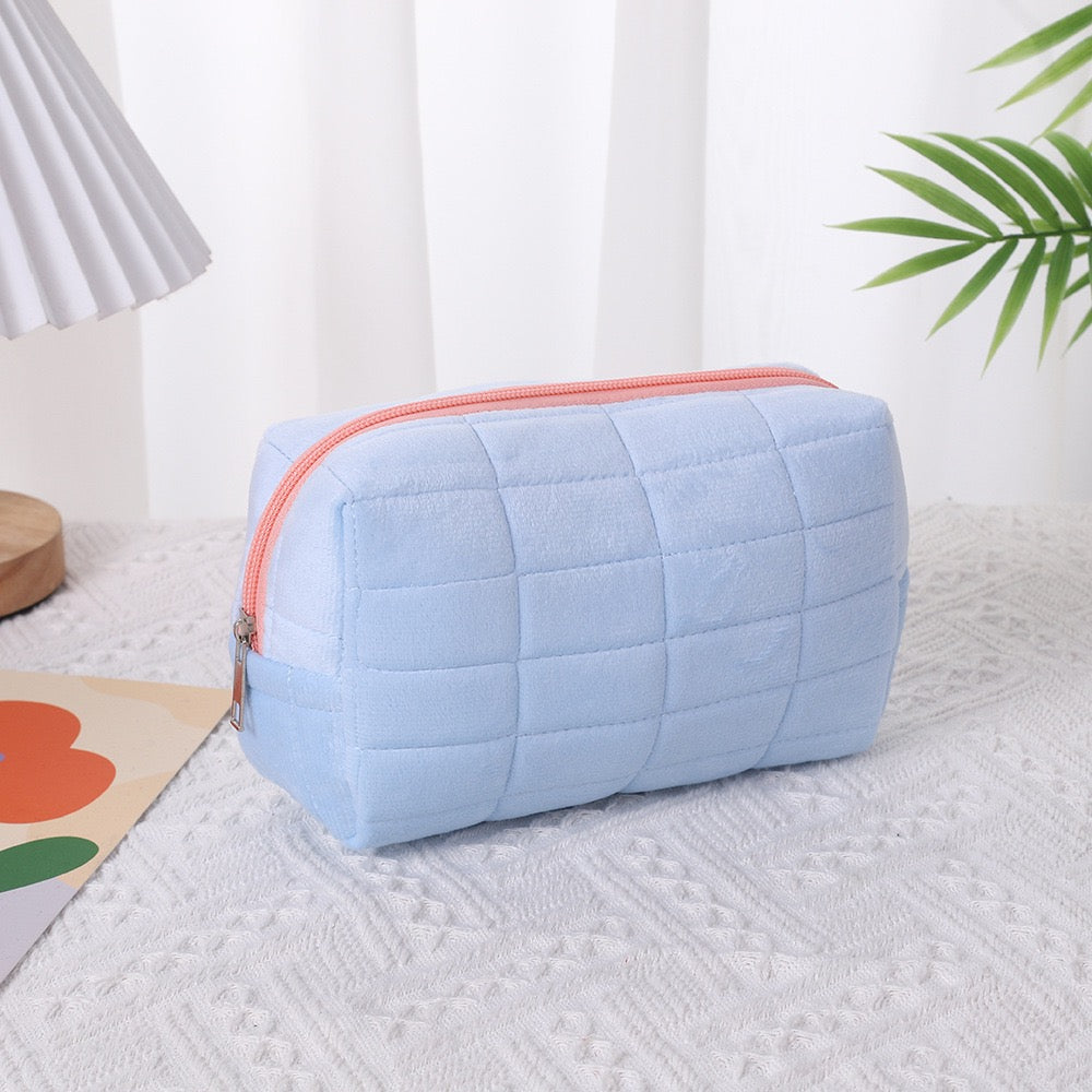 Cloud vanity purse