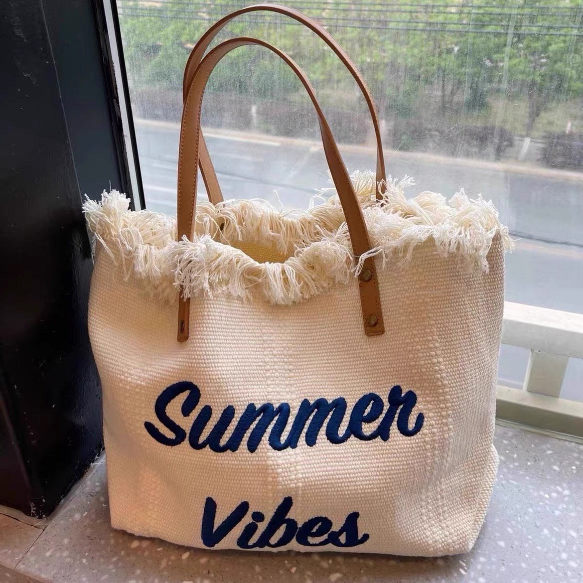 Summer vibes tote bag