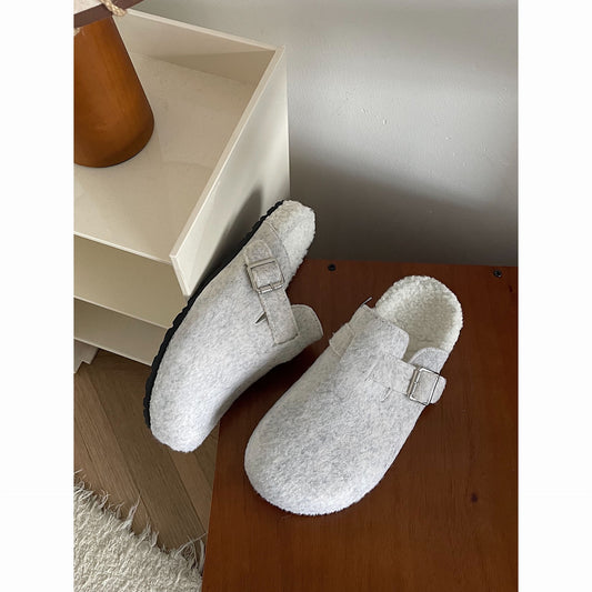 Cloud cozy slip on
