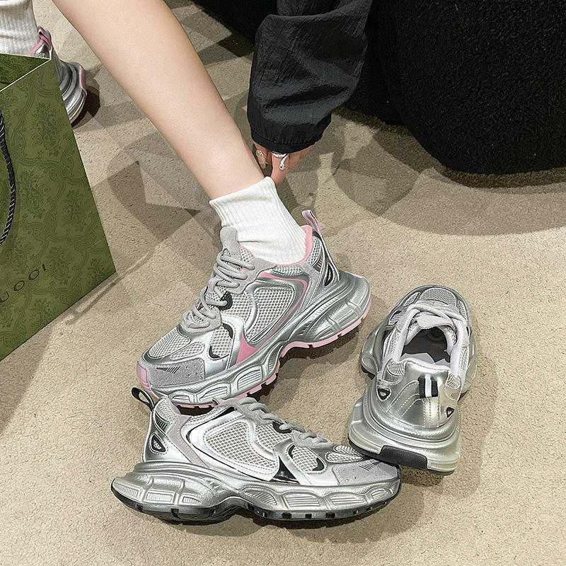 Metal motion runners