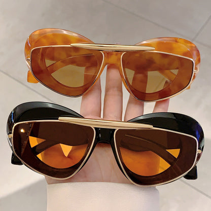 Bold round frame sunglasses with gold bar+ thick arms