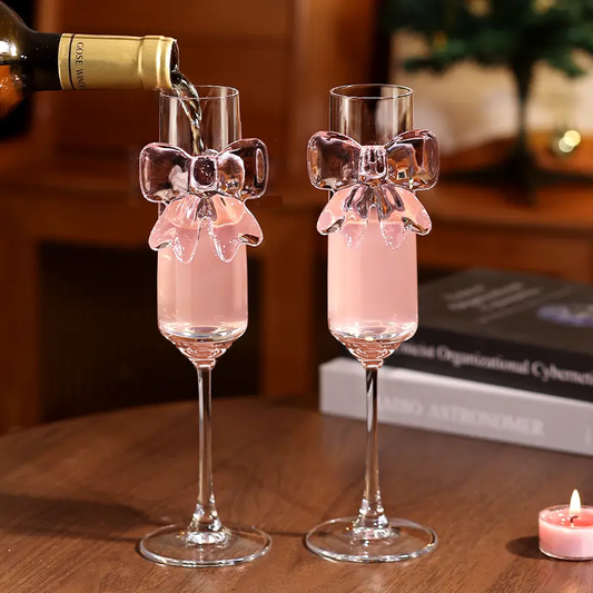 Bow champagne glass