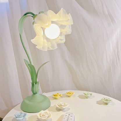 Flower table lamp