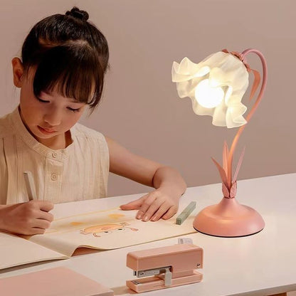 Flower table lamp