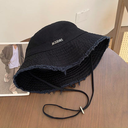 Jacquemus bucket hat