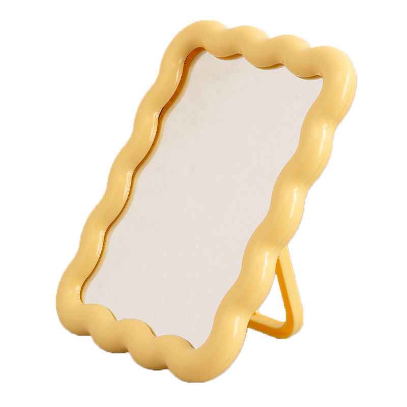 Wiggle Mirror
