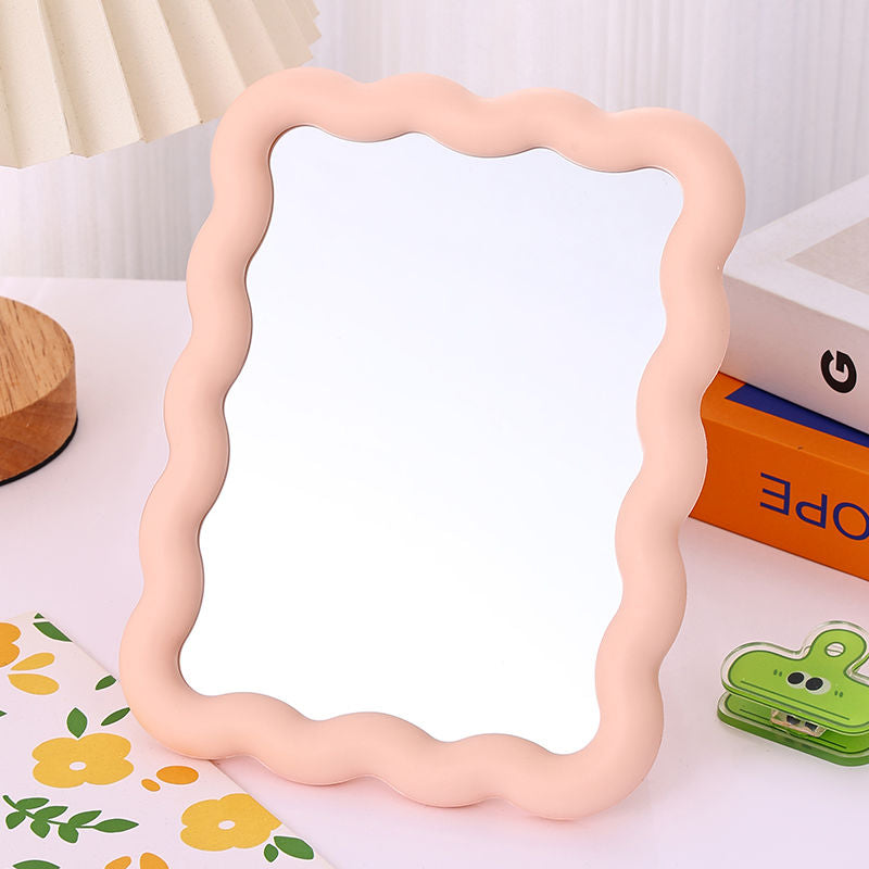 Wiggle Mirror
