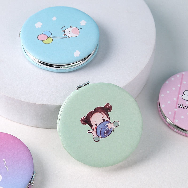 Cute compact mirror